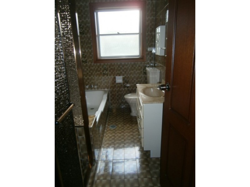 190 Lorraine Street, Peakhurst Heights NSW 2210