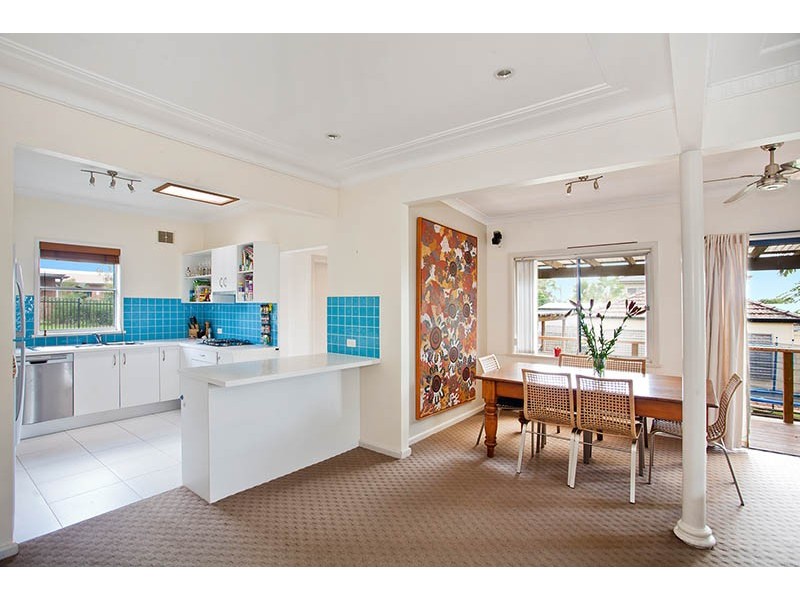 34 Bailey Pde, Peakhurst NSW 2210