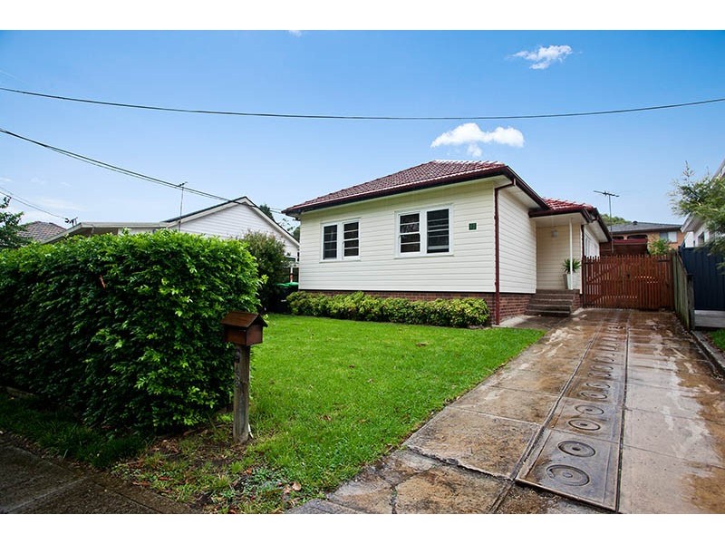 43 Webb St, Riverwood NSW 2210