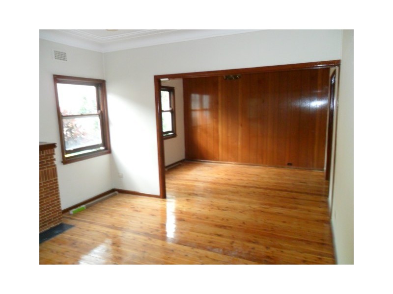 55 Universal Street, Mortdale NSW 2223