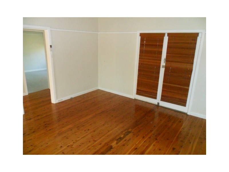 20 Woodlands Avenue, Lugarno NSW 2210