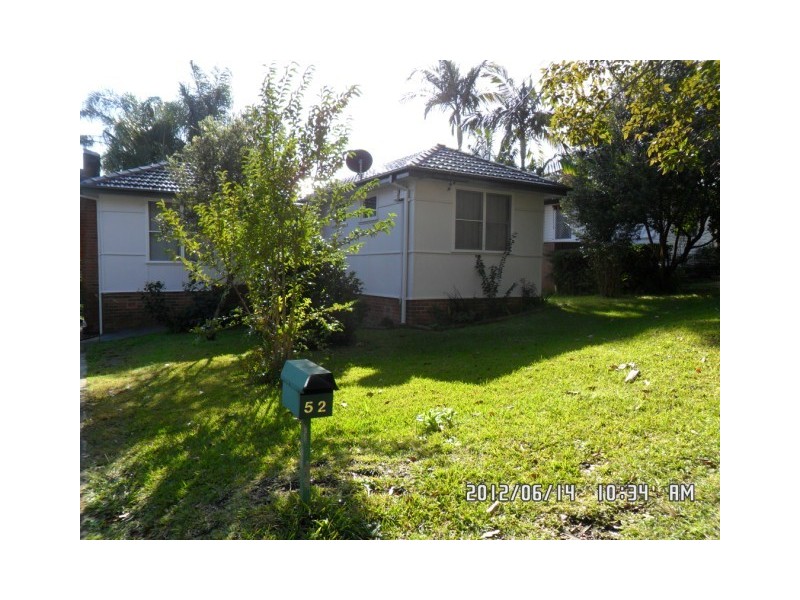 52 Lawrence Street, Peakhurst NSW 2210