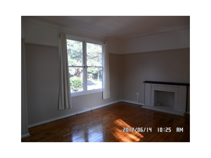 52 Lawrence Street, Peakhurst NSW 2210