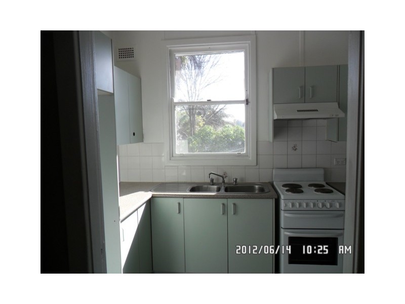 52 Lawrence Street, Peakhurst NSW 2210