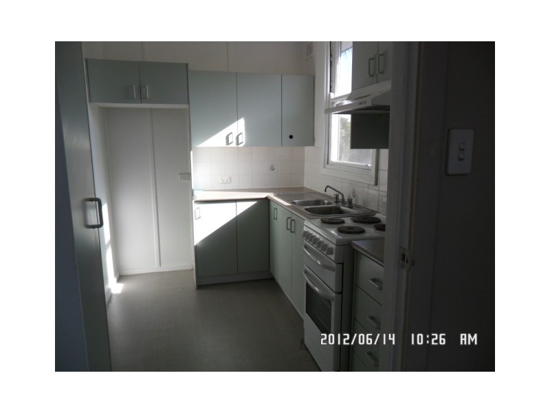 52 Lawrence Street, Peakhurst NSW 2210