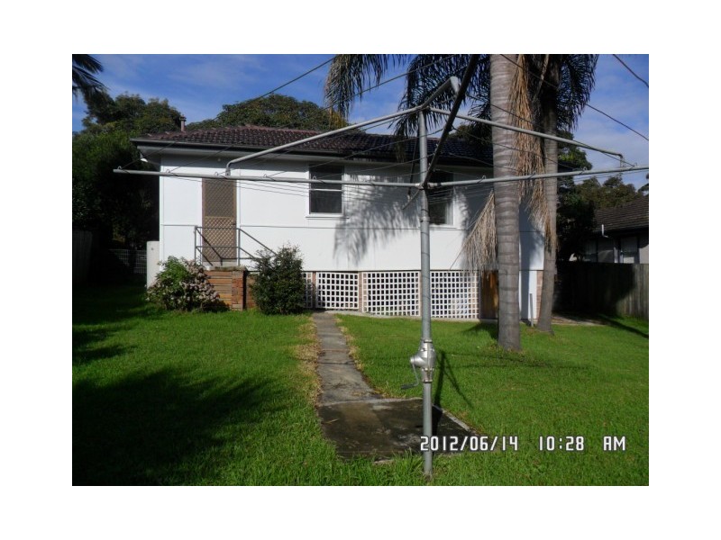 52 Lawrence Street, Peakhurst NSW 2210