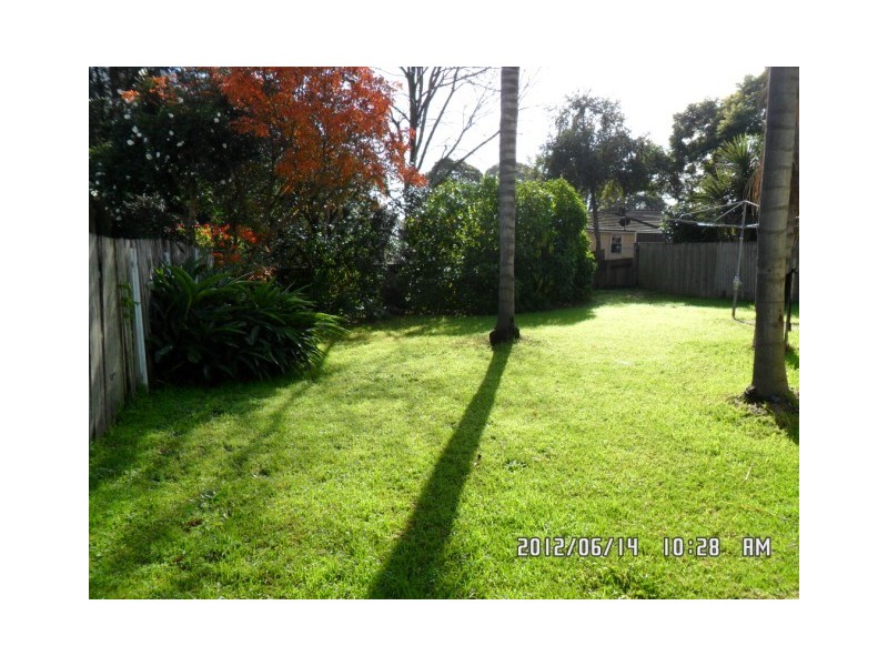 52 Lawrence Street, Peakhurst NSW 2210