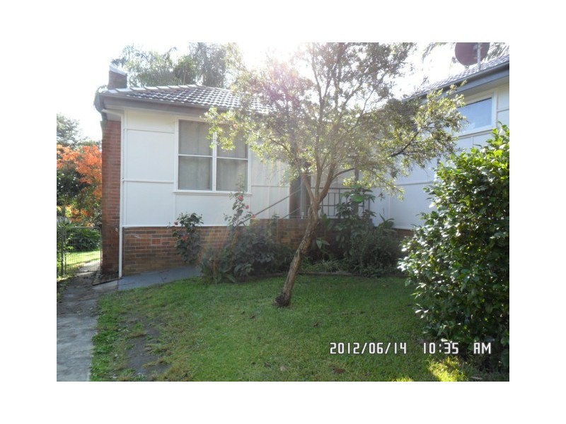 52 Lawrence Street, Peakhurst NSW 2210