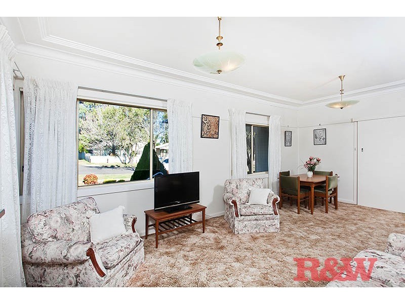 4 Junction St, Mortdale NSW 2223