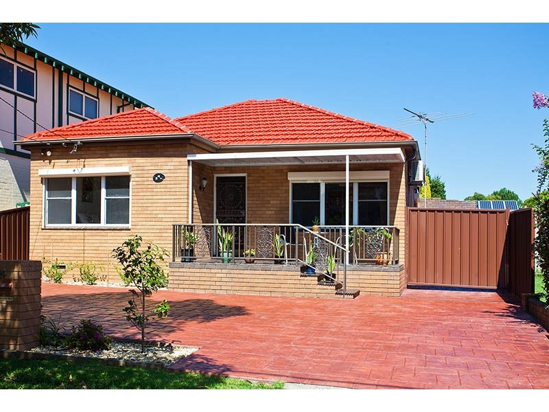 24 Earls Avenue, Riverwood NSW 2210