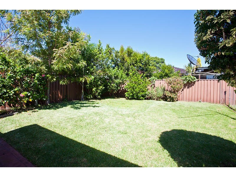 24 Earls Avenue, Riverwood NSW 2210