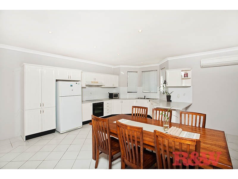 5 Dunlop St, Roselands NSW 2196