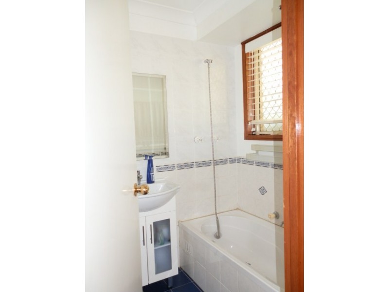 8A Mavis Avenue, Peakhurst NSW 2210