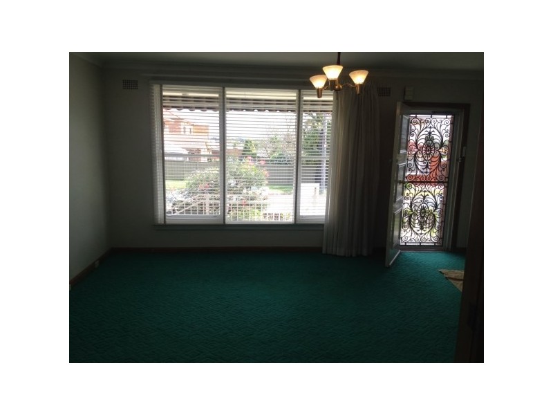 3 Waldo Crescent, Peakhurst NSW 2210