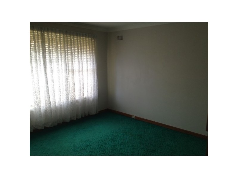 3 Waldo Crescent, Peakhurst NSW 2210