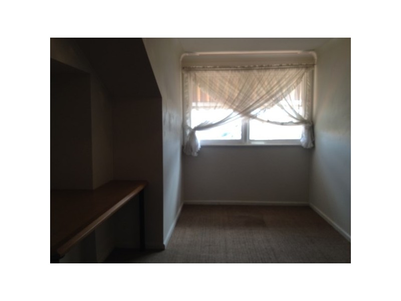 3 Waldo Crescent, Peakhurst NSW 2210