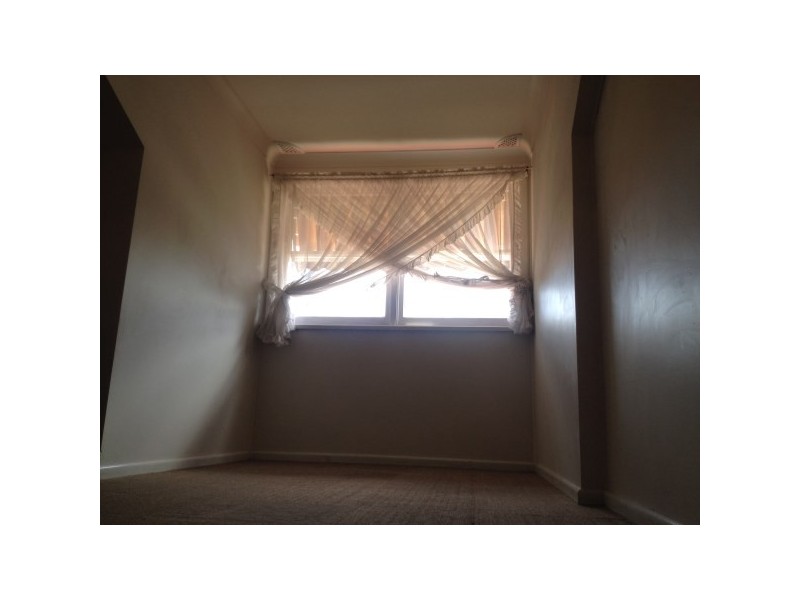 3 Waldo Crescent, Peakhurst NSW 2210