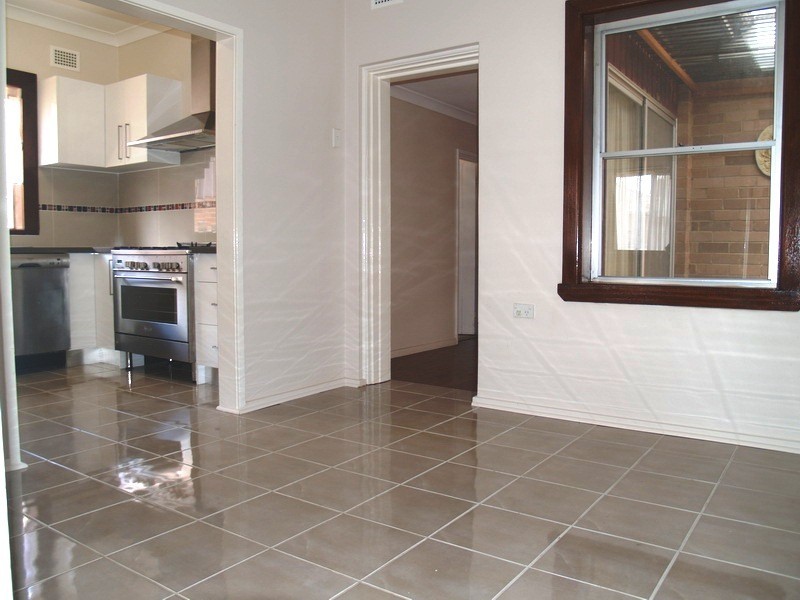 14 Earls Avenue, Riverwood NSW 2210