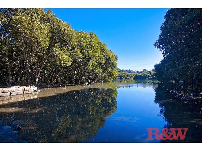 23a Salt Pan Rd, Peakhurst NSW 2210