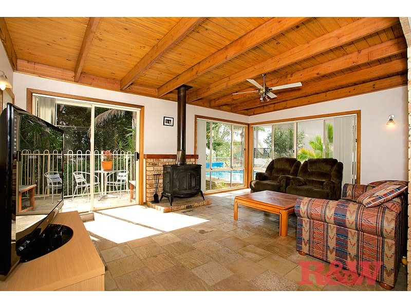 48 Lugarno Parade, Lugarno NSW 2210