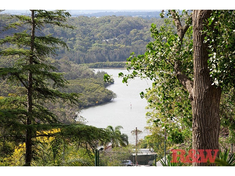 48 Lugarno Parade, Lugarno NSW 2210