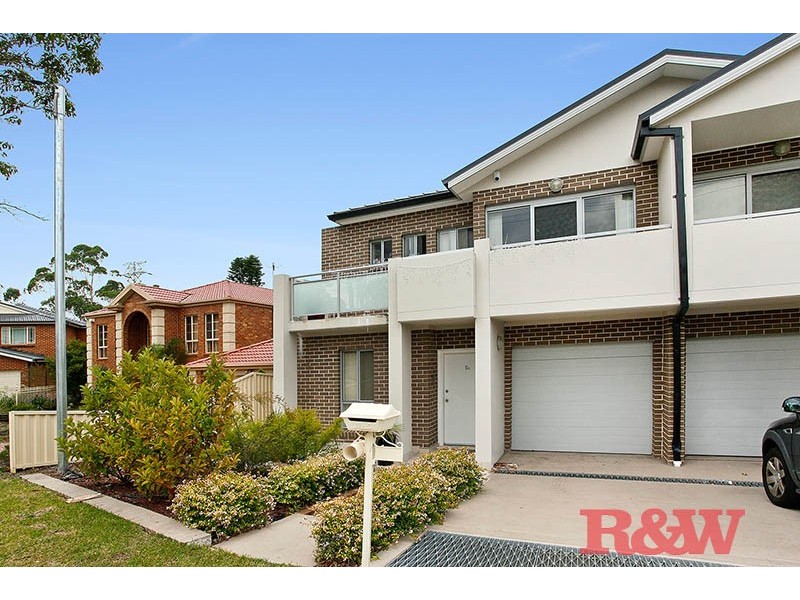 5A Rona Street, Peakhurst NSW 2210