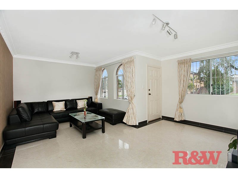 2/51 Central Road, Beverly Hills NSW 2209