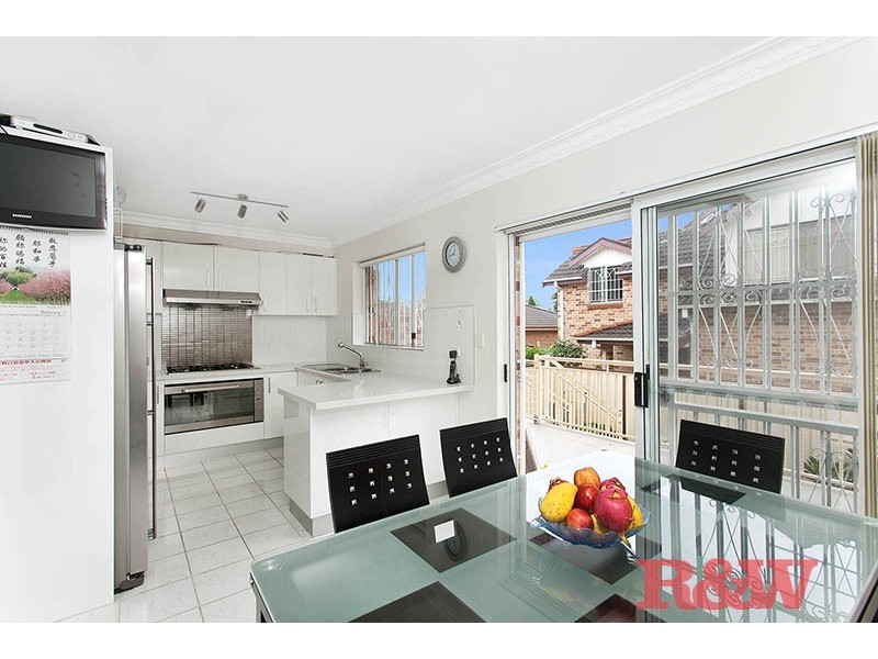2/51 Central Road, Beverly Hills NSW 2209