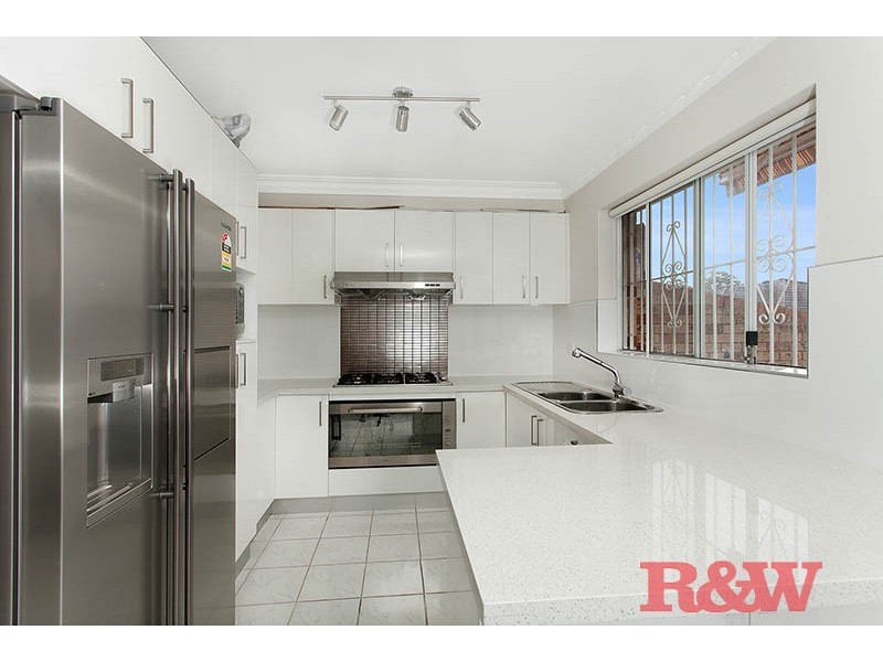 2/51 Central Road, Beverly Hills NSW 2209