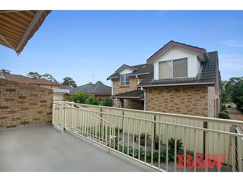 2/51 Central Road, Beverly Hills NSW 2209