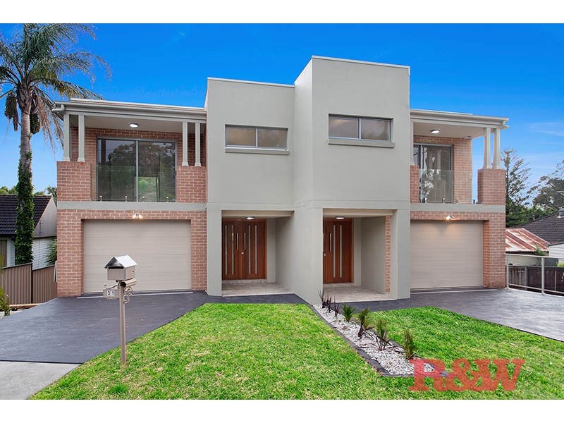 31 Hugh Avenue, Peakhurst NSW 2210