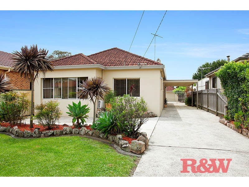 10 Shenstone Road, Riverwood NSW 2210