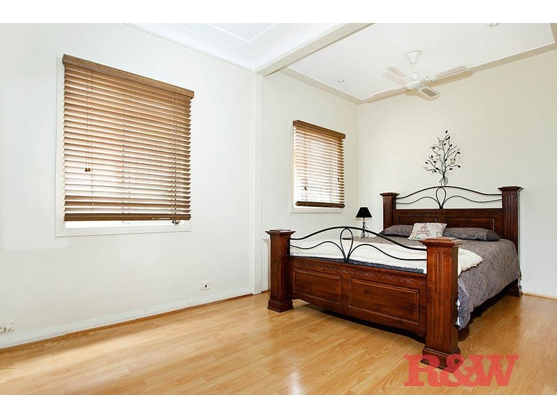 10 Shenstone Road, Riverwood NSW 2210
