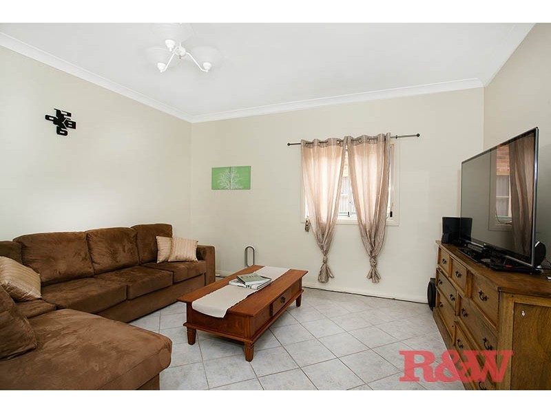 10 Shenstone Road, Riverwood NSW 2210