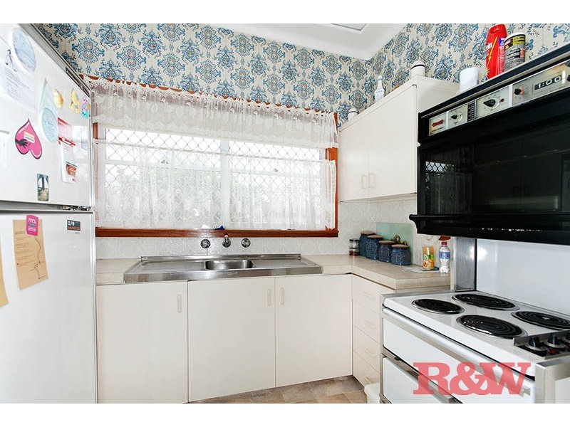 2 Treloar Avenue, Mortdale NSW 2223