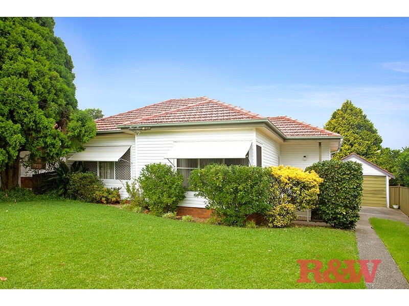 2 Treloar Avenue, Mortdale NSW 2223
