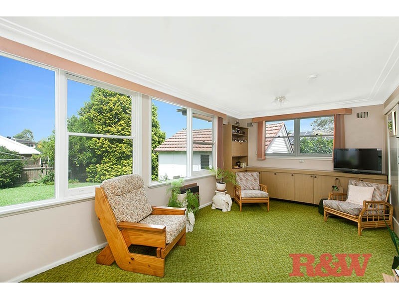 2 Treloar Avenue, Mortdale NSW 2223
