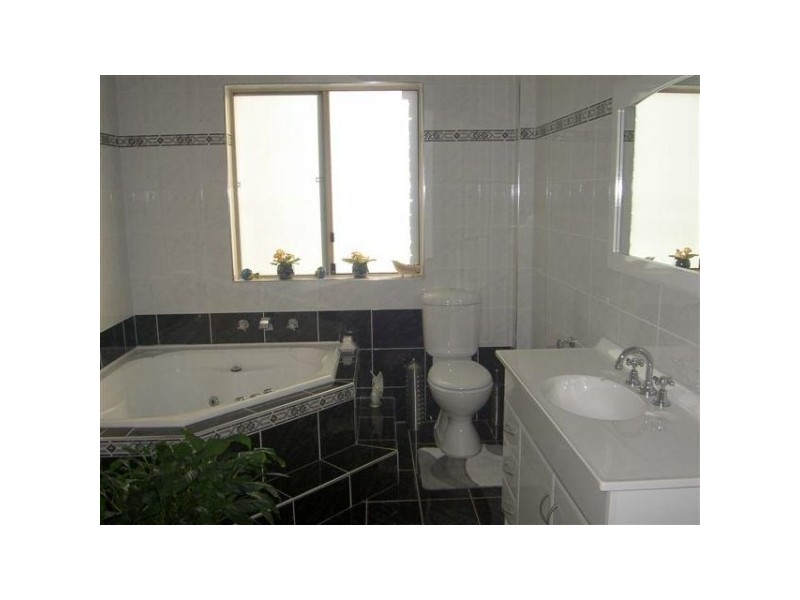 38A Mavis Avenue, Peakhurst NSW 2210