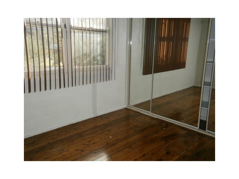 6 Lawrence Street, Peakhurst NSW 2210