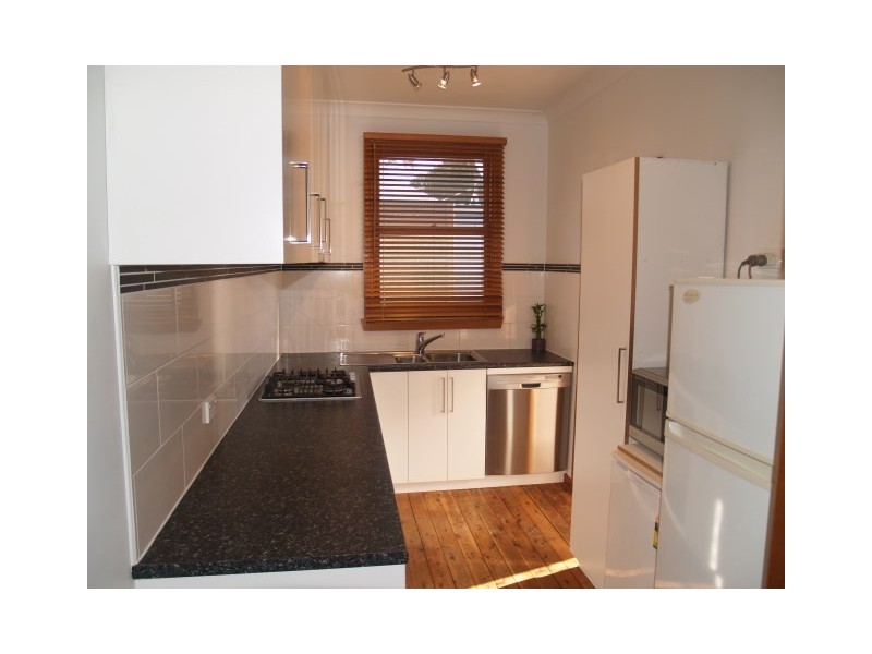 38 Gover Street, Peakhurst NSW 2210