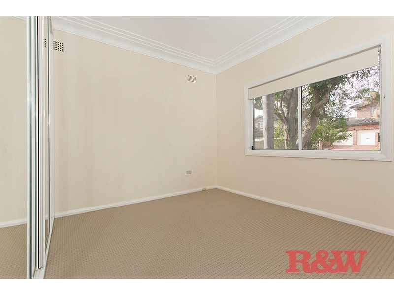 2A Bowman Street, Mortdale NSW 2223