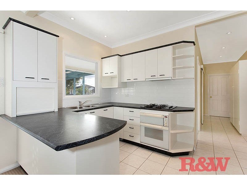 2A Bowman Street, Mortdale NSW 2223