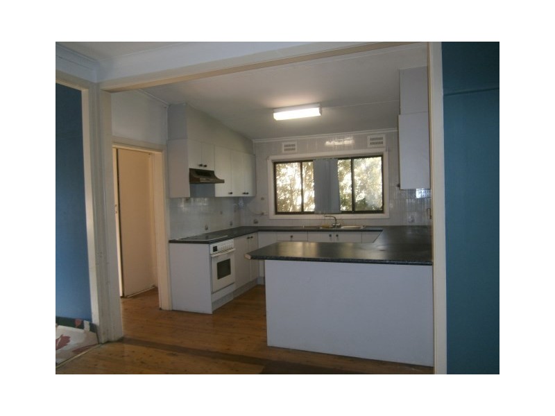 75 Trafalgar Street, Peakhurst NSW 2210