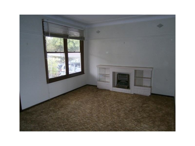 66 Lawrence Street, Peakhurst NSW 2210