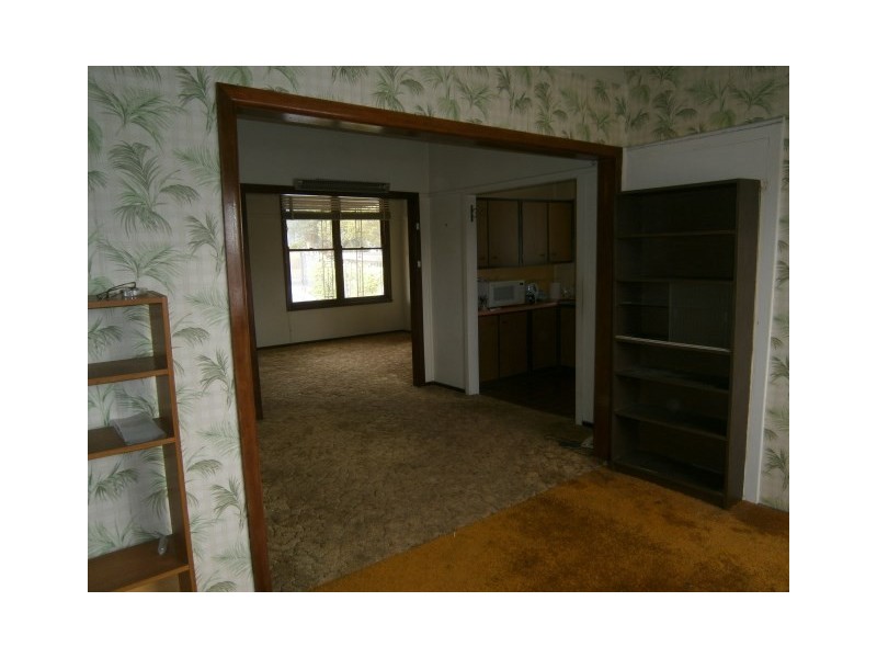 66 Lawrence Street, Peakhurst NSW 2210