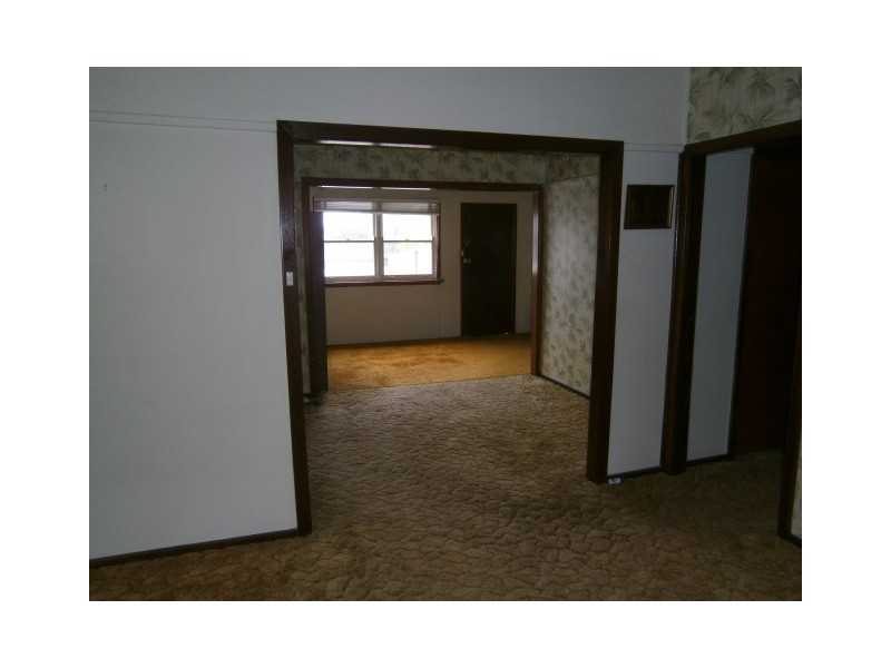 66 Lawrence Street, Peakhurst NSW 2210