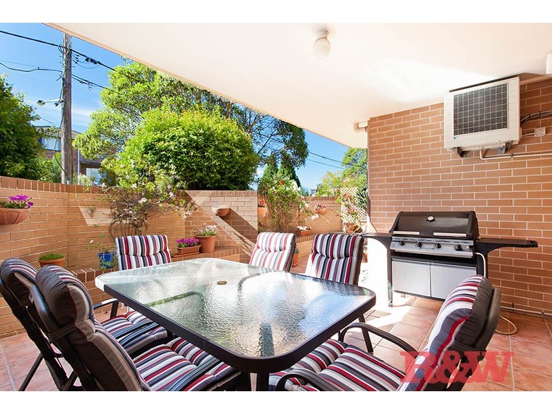 2/5-7 Macquarie Place, Mortdale NSW 2223