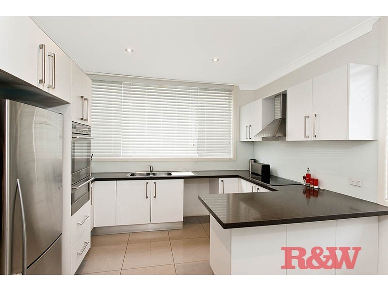 99 Lorraine St, Peakhurst Heights NSW 2210