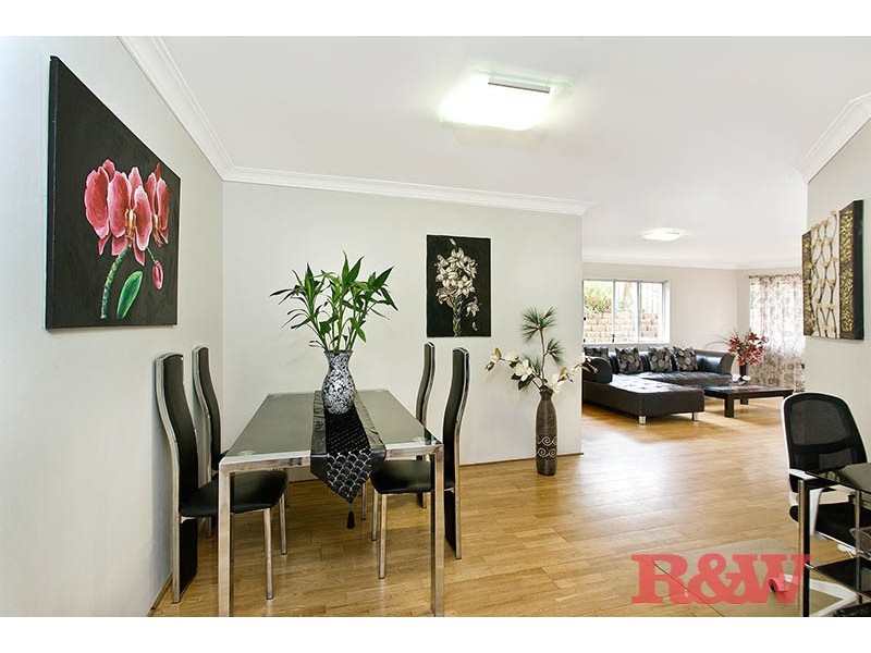 4/20-24 Dalcassia St, Hurstville NSW 2220