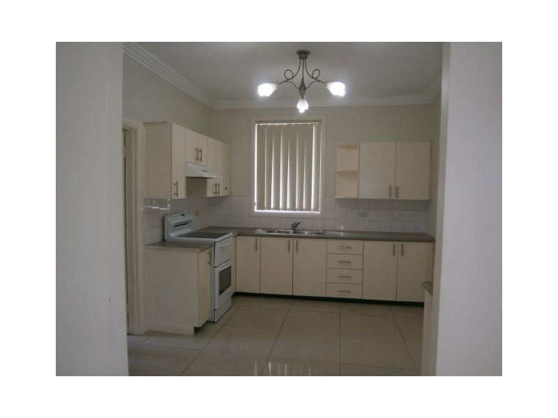 7 Gover Street, Peakhurst NSW 2210